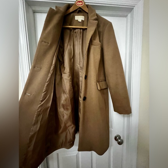 Michael KORS Single Breasted Wool Blend Coat - Picture 3 of 6